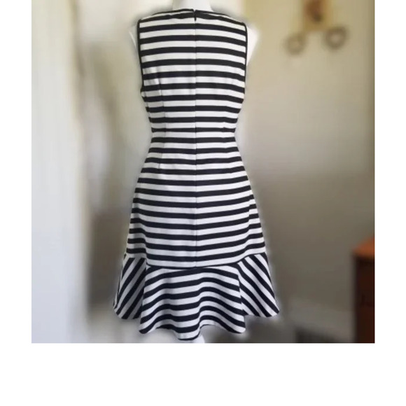 Elle Lemon Print Striped Dress - Size 2 - Picture 2 of 4